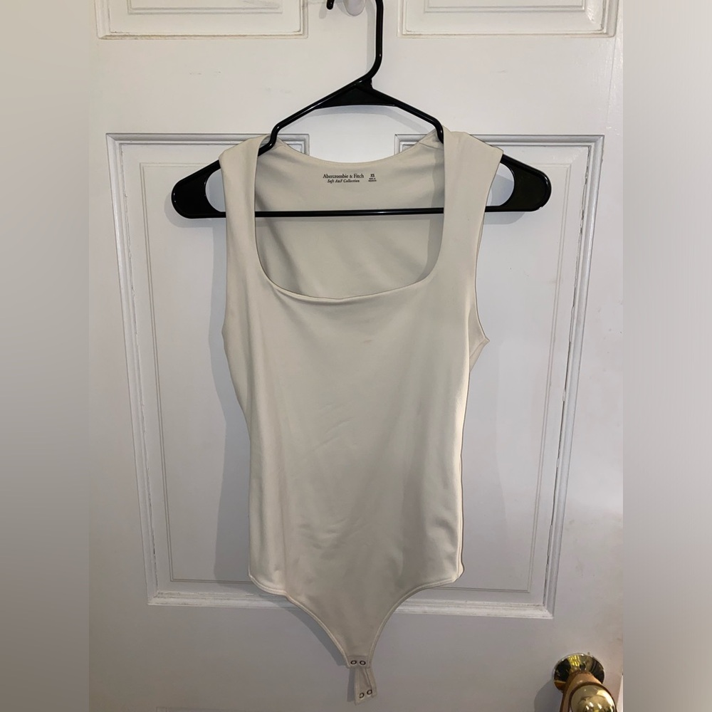 Abercrombie body suit - new!